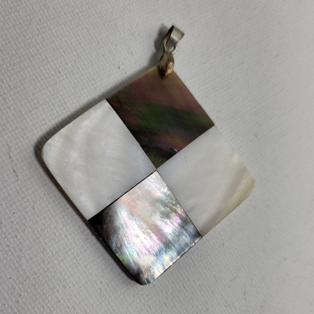 🕳️ Abalone Pendant - Genuine